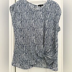 Chic Pleione Blue and White Leaf Print Blouse